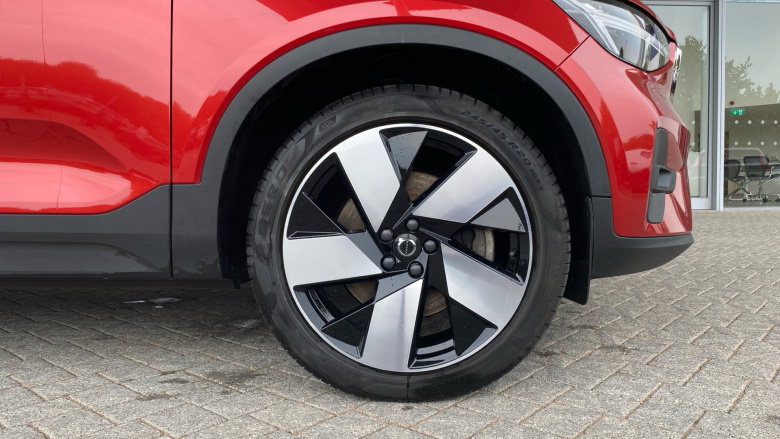 Volvo Xc40 1.5 T5 Recharge PHEV Ultimate Dark 5dr Auto Estate